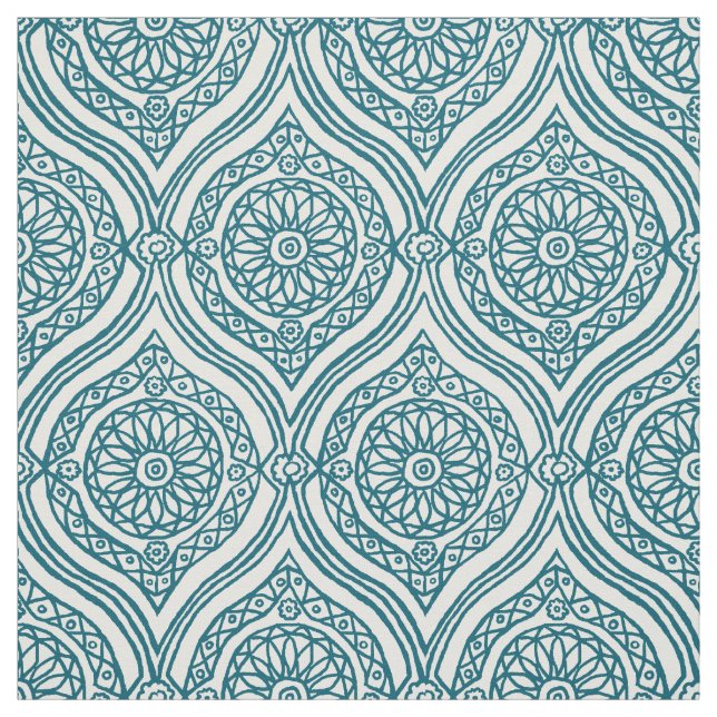 Tissu Motif ethnique chic d'Ogee dans Teal sur le blanc (Échantillon)