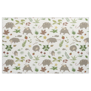 Tissu Possum dans un champ de Berry en blanc