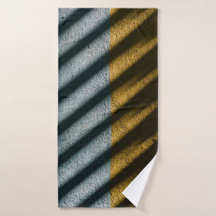 Tissu rayé noir et brun