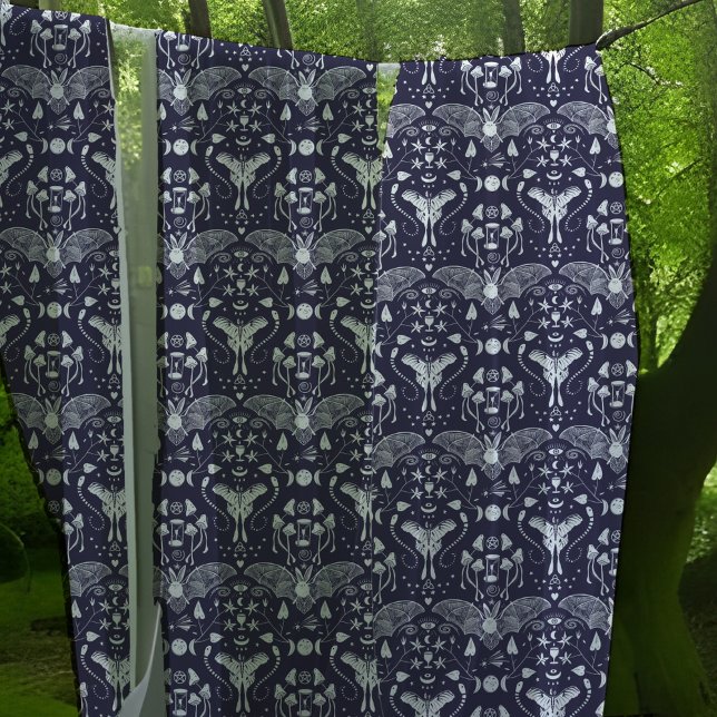 Tissu Whimsical Wicca Bat Moth Moon Mushroom Blue (Whimsical Witchy Fabric pattern with Wicca elements of Bat Moth Moon and Mushroom dark blue & cream)