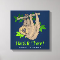 Accroche-toi là Sloth sur une branche d'arbre