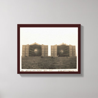 Toile Aéronef historique vintage, hangars d'aviation de 