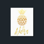 Toile Aloha Aigle Tropical Ananas White et Gold Foil<br><div class="desc">Aloha Faux Typographie Or et Poster d'ananas Tropical pour la Plage à thème Maison ou Maison de Plage.</div>