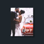 Toile Amore, Script moderne ・ Photo personnalisée, Noms<br><div class="desc">"Montrez vos souvenirs les plus chers d'une manière unique et élégante avec notre "Amore" Script moderne Photo personnalisée, Noms et Toile de Date Imprimer. Ce dessin en toile est un bel hommage aux moments spéciaux de votre vie, idéal pour commémorer des mariages, des anniversaires ou toute occasion mémorable. Le point...</div>