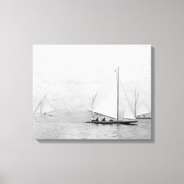 Toile Astoria, Oregon Annual Regatta Sailing Photograph (Recto)