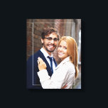 Toile Cadre chic et photo monographique<br><div class="desc">Toile photo à fond saigné avec un cadre fin élégant et un monogramme de 3 lettres. Personnalisez-le avec votre date de mariage, votre nom de famille ou tout texte de votre choix pour une belle pièce d'art murale unique.</div>