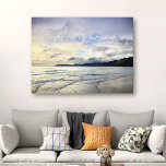 Toile California Purple Sunset Photo Profitez De Chaque<br><div class="desc">description : "Profitez de chaque instant." Ce spectaculaire paysage de plage de Pismo Beach, en Californie, immaculé, immaculé et sablonneux, pris près du coucher du soleil, respire la tranquillité et la solitude. Ici, vous trouverez les surfeurs qui attendent la vague parfaite ainsi que les petits oiseaux qui cherchent leur snack...</div>