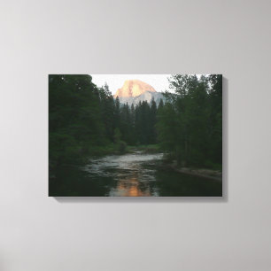 Toile Coucher de soleil à moitié dôme dans le parc natio