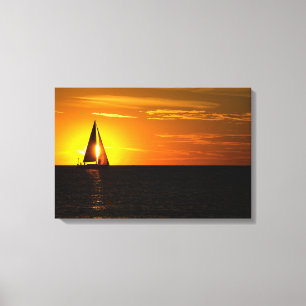 Toile coucher de soleil en voile sur le lac