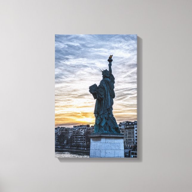 Toile Coucher de soleil sur la réplique de la statue de  (Recto)