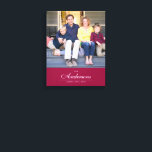 Toile Couleur modifiable Cursive Nom de famille Photo<br><div class="desc">Cursive Le nom de famille Photo papier enveloppé de toile avec la couleur de l'arrière - plan modifiable (cliquez sur customiser pour changer de couleur) avec votre nom de famille dans une police élégante et sous une fine ligne, indiquez le titre de votre photo comme lorsque votre famille a été...</div>