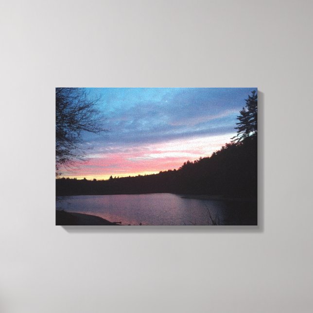 Toile Crescent Moon sur Walden Pond (Recto)