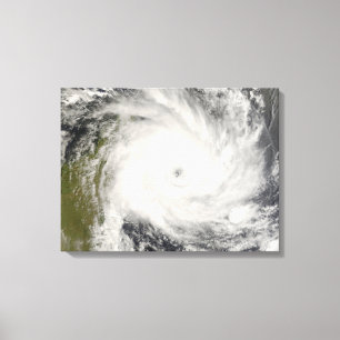 Toile Cyclone tropical Ivan au-dessus du Madagascar