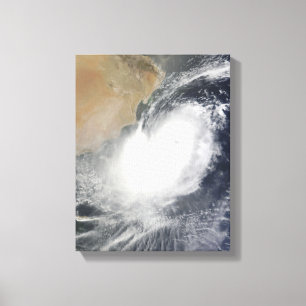Toile Cyclone tropical Phet en Mer d'Oman