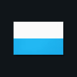 Toile Drapeau de Bavière (État allemand)<br><div class="desc">Cette conception est ornée du drapeau de la Bavière, qui est un état enclavé de l'Allemagne, occupant son coin sud-est. La Bavière est le plus grand état allemand par zone terrestre. Les principales villes de Bavière sont Munich (sa capitale et plus grande ville), Nuremberg, Augsbourg, Regensburg, Würzburg, Ingolstadt, Fürth et...</div>