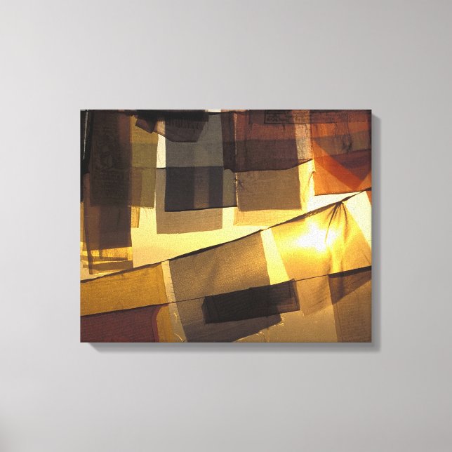 Toile Drapeaux de prière bouddhistes au coucher du solei (Recto)
