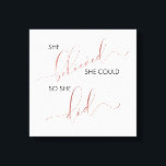 Toile Elle Croyait Qu'Elle Pouvait Ainsi Faire Une Citat<br><div class="desc">Notre typographie cite des peintures murales en toile étirée avec la citation "Elle croit qu'elle pourrait si elle l'a fait." Croyé et fait sont dans un magnifique script de calligraphie lettrant richement orné de feuille d'or faux rose, qui contraste magnifiquement avec le reste de la citation dans un noir profond,...</div>
