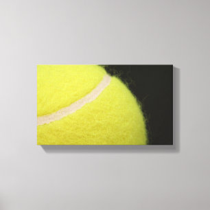 Toile enveloppée par balle de tennis