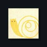 Toile Escargot jaune sur Arrière - plan crème<br><div class="desc">Cet escargot jaune est bien plus mignon que de vrais escargots ! Empreinte chariklia Zarris,  l'arrière - plan crème se marie bien avec la couleur jaune de l'escargot. Un grand morceau à placer sur le mur d'une chambre d'enfant !</div>