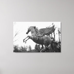 Toile Europe, Autriche, Salzbourg. Statue de cheval ailé