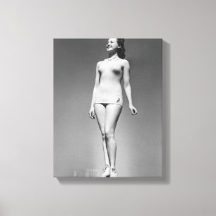 Toile Femme dans le maillot de bain