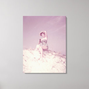 Toile Femme détendant sur la plage