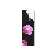Fille avec une perle oreille joli rose rose floral