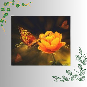 Toile Fleur botanique orange avec papillon de la nature