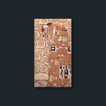 Toile Gustav Klimt - L'Embrassage<br><div class="desc">L'Embrace de Gustav Klimt. Grande peinture intitulée L'Embrace, réalisée par Gustav Klimt. À propos de Gustav Klimt Gustav Klimt était un peintre symboliste autrichien et l'un des membres les plus importants du mouvement de sécession de Vienne. Il est devenu l'un des membres fondateurs et président de la Sezession Wiener en...</div>