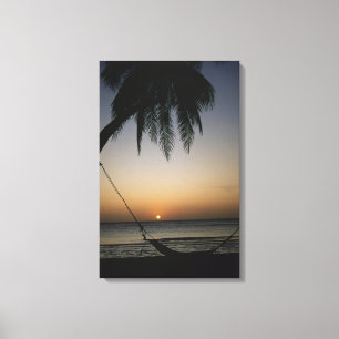 Toile Hamac vide de Silhuetted au coucher du soleil