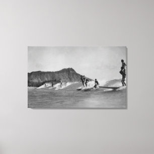 Toile Honolulu, Hawaii - Surfers au large de Waikiki Bea