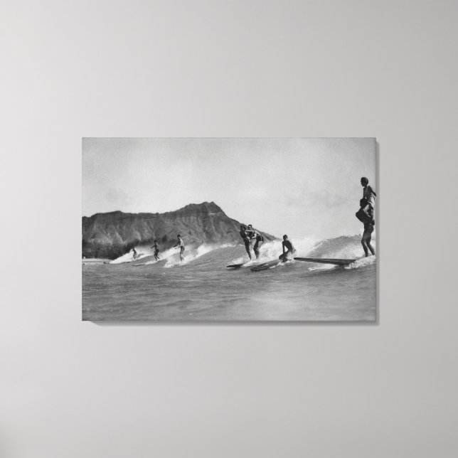 Toile Honolulu, Hawaii - Surfers au large de Waikiki Bea (Recto)
