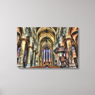 Toile Intérieur ombragé d'église catholique