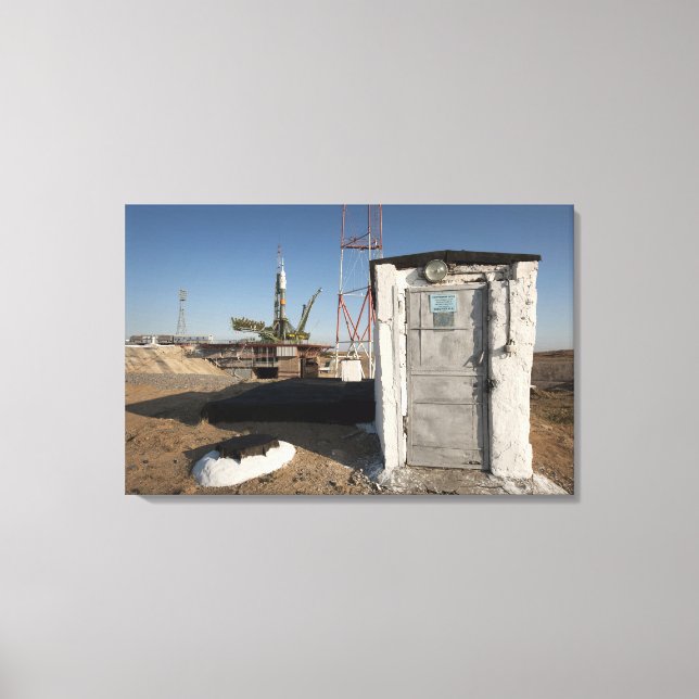 Toile La fusée Soyouz peu après l'arrivée 2 (Recto)