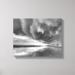 Toile La tempête sur la plage de New Smyrna (noir et bla