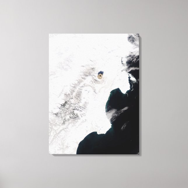 Toile Le volcan Shiveluch dans le kraï de Kamchatka, Rus (Recto)