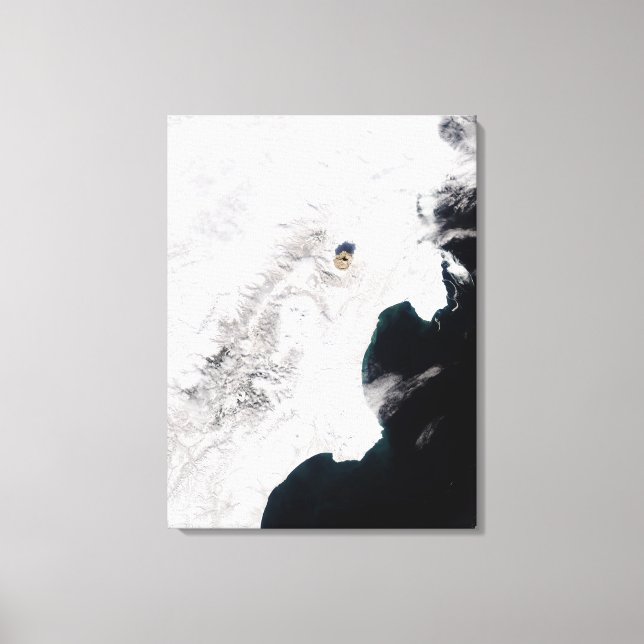 Toile Le volcan Shiveluch dans le kraï de Kamchatka, Rus (Recto)