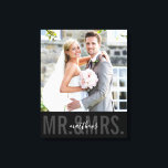 Toile MARIAGE PHOTO DATE m. mrs monochrome noir<br><div class="desc">par kat massard >>> WWW.SIMPLYSWEETPAPERIE.COM <<< Quel fabuleux souvenir de votre précieux BÉBÉ - personnalisé avec leur date de naissance et leurs détails de naissance si vous le souhaitez ! CONSEIL :: 1. Pour redimensionner / repositionner le texte, cliquez sur le bouton "customiser". 2. Vous pouvez également ajouter votre propre...</div>