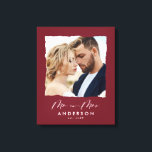 Toile Mariage photo moderne personnalisé M. et Mme.<br><div class="desc">Moderne simple bords déchirés bordeaux photo Mr et Mrswedding personnalisé établi en cadeau.</div>