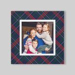 Toile Marine Rouge Vert Tartan Plaid Photo de famille pe<br><div class="desc">Cette toile murale festive de Noël plaid présente un espace photo familial carré encadré par un motif écossais classique bleu marine,  vert chasseur et rouge écossais plaid plaid. Conseil photo : recadrez votre photo sur une forme carré avant de la télécharger.</div>