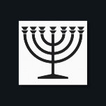 Toile Menorah juive (symbole du judaïsme)<br><div class="desc">Ce dessin illustre une menorah, utilisée par les Juifs pour célébrer les huit jours fériés d'Hanoukka. La menorah est un chandelier à neuf branches qui est allumé pendant Hanoukka. Huit des neuf branches ont des lumières (bougies ou lampes à huile) qui symbolisent les huit nuits du jour férié ; chaque...</div>