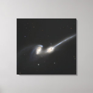 Toile NGC 4676, également connu sous le nom de galaxies
