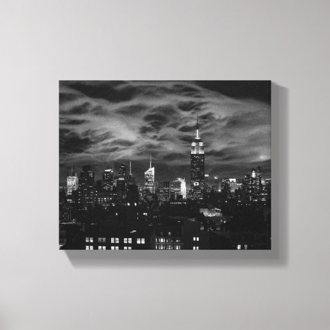 Toile Nuages éthériques : NYC Skyline, ESB noir et blanc (Recto)