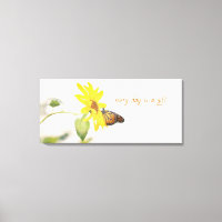 Papillon monarque sur tournesol nature positive