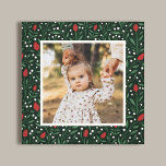 Toile Photo classique de cadre floral de Noël<br><div class="desc">Cette belle impression photo en toile de vacances présente un motif floral et verdoyant dessiné à la main dans les couleurs classiques et traditionnelles de Noël de rouge, vert et ivoire sur un arrière - plan de couleur personnalisé (montré en vert foncé). Un cadre couleur ivoire permet à votre photo...</div>