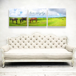 Toile Photo tryptique de 3 chevaux paissant Écriture Liv