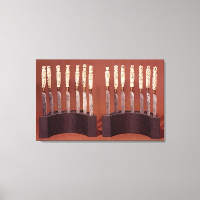 Toile Poignées de couteau sculptées montrant des monarqu (Recto)