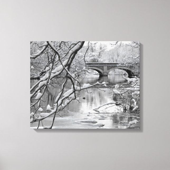 Toile Pont Arch au-dessus de la rivière Froid en hiver (Recto)