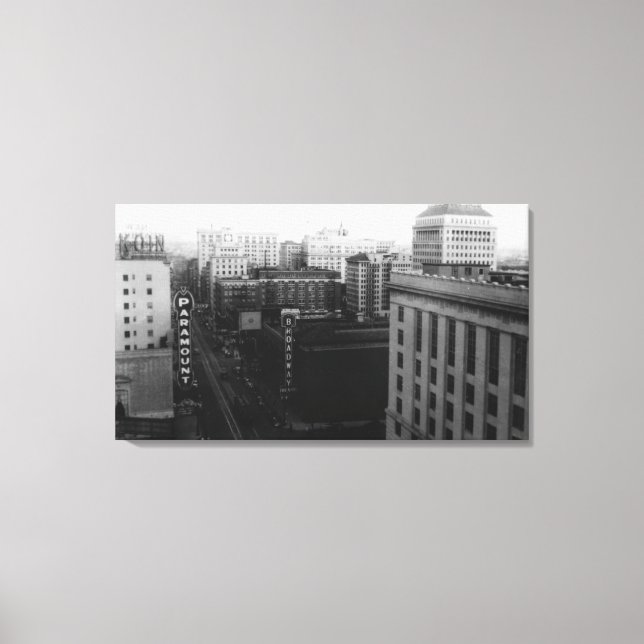 Toile Portland, OU Vue de Broadway depuis Main St. (Recto)