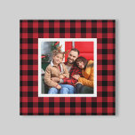 Toile Red Buffalo Plaid Fabrique de Noël<br><div class="desc">Cette ferme style plaid Christmas vacances mur toile d'art dispose d'un espace photo de famille carré personnalisé encadré par un chèque de buffle rouge et noir / arrière - plan à motifs plaid. Conseil photo : recadrez votre photo sur une forme carré avant de la télécharger.</div>